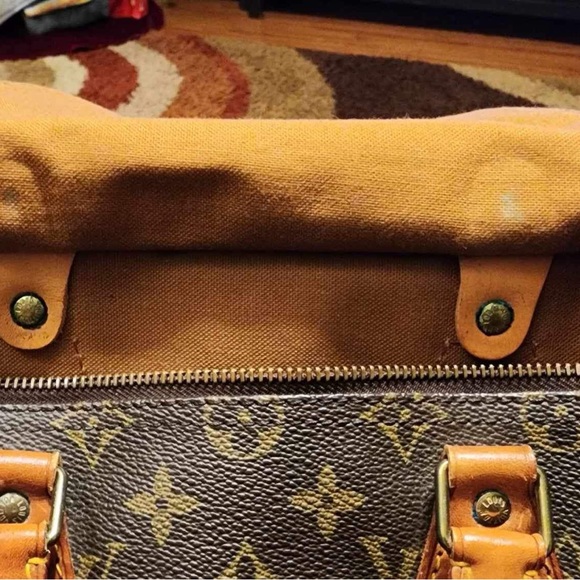 Authentic Louis Vuitton Speedy 35 - Picture 16 of 16